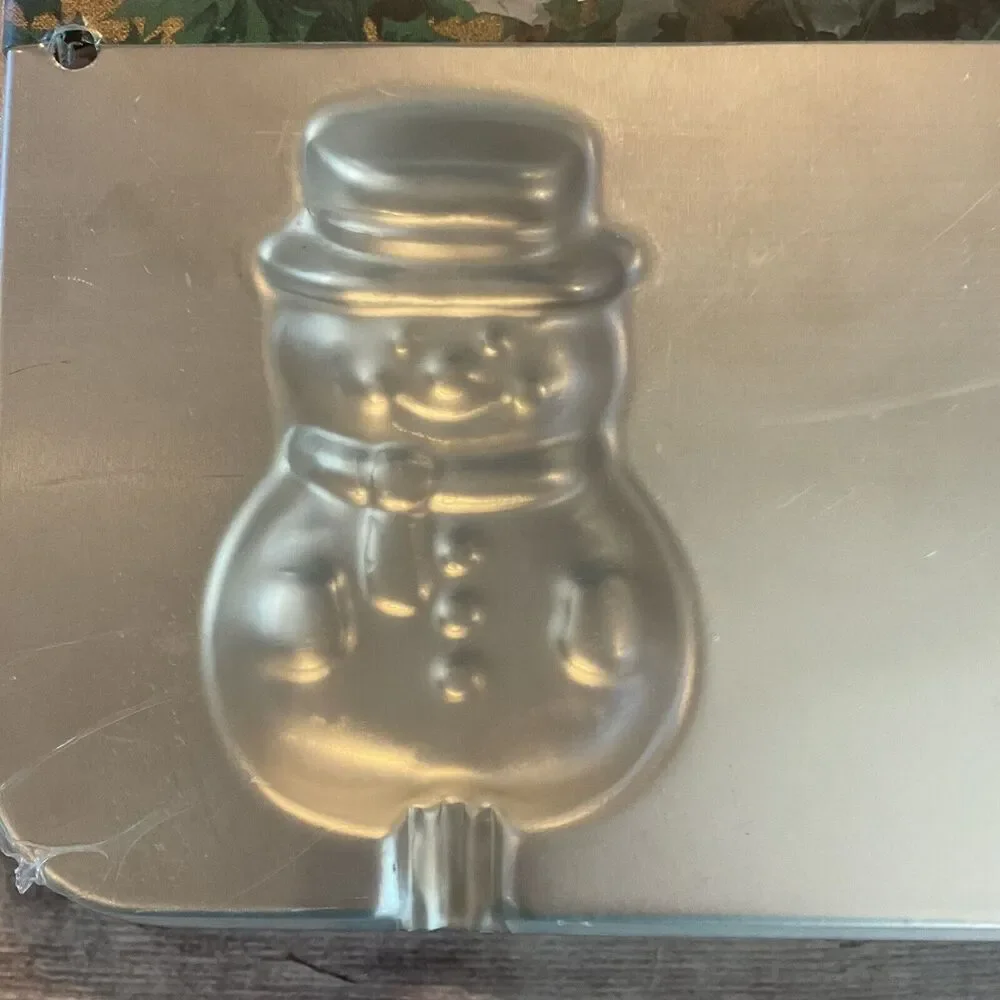 Wilton snowman treat